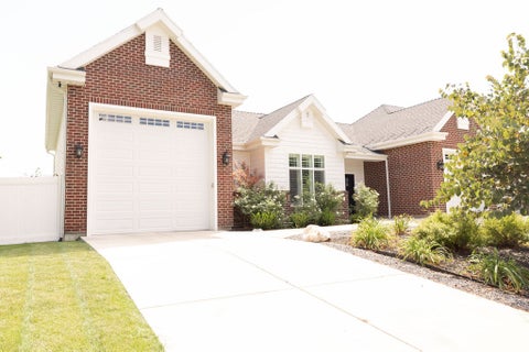 Tiny photo for 122 E 1050 N, Kaysville, UT 84037 (MLS # 2181825)