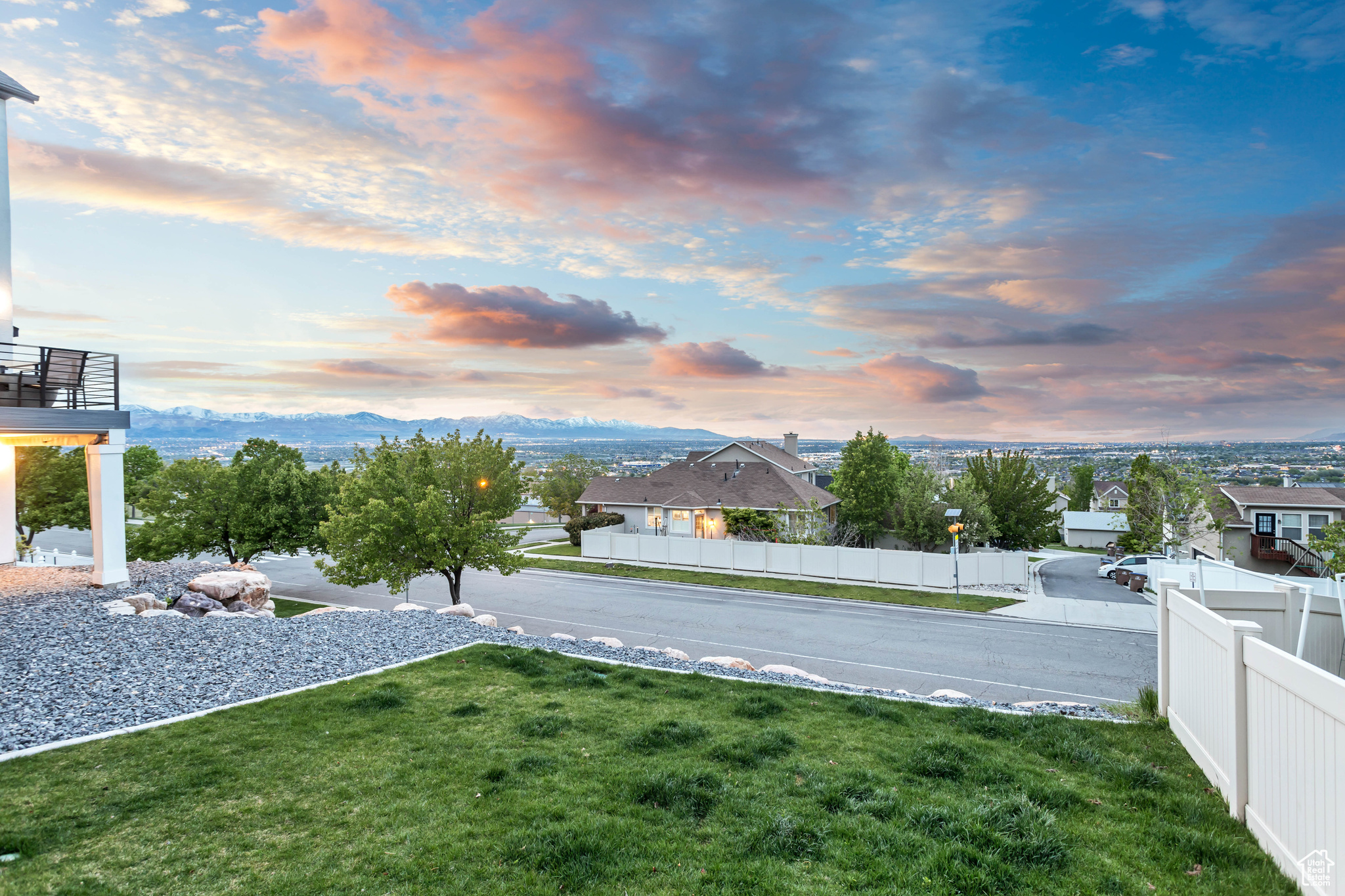 SOUTH MOUNTAIN - Residential