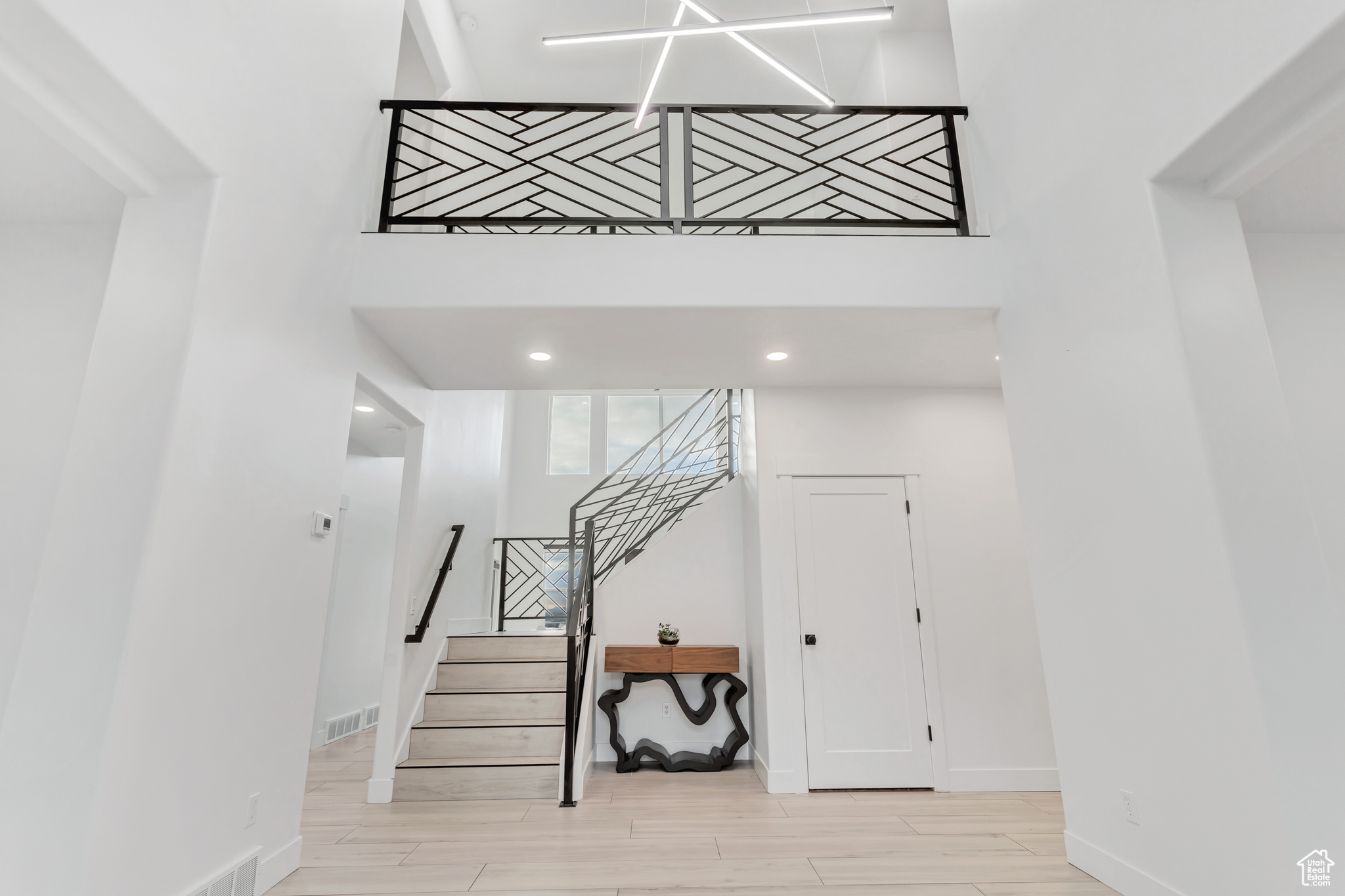 SOUTH MOUNTAIN - Residential