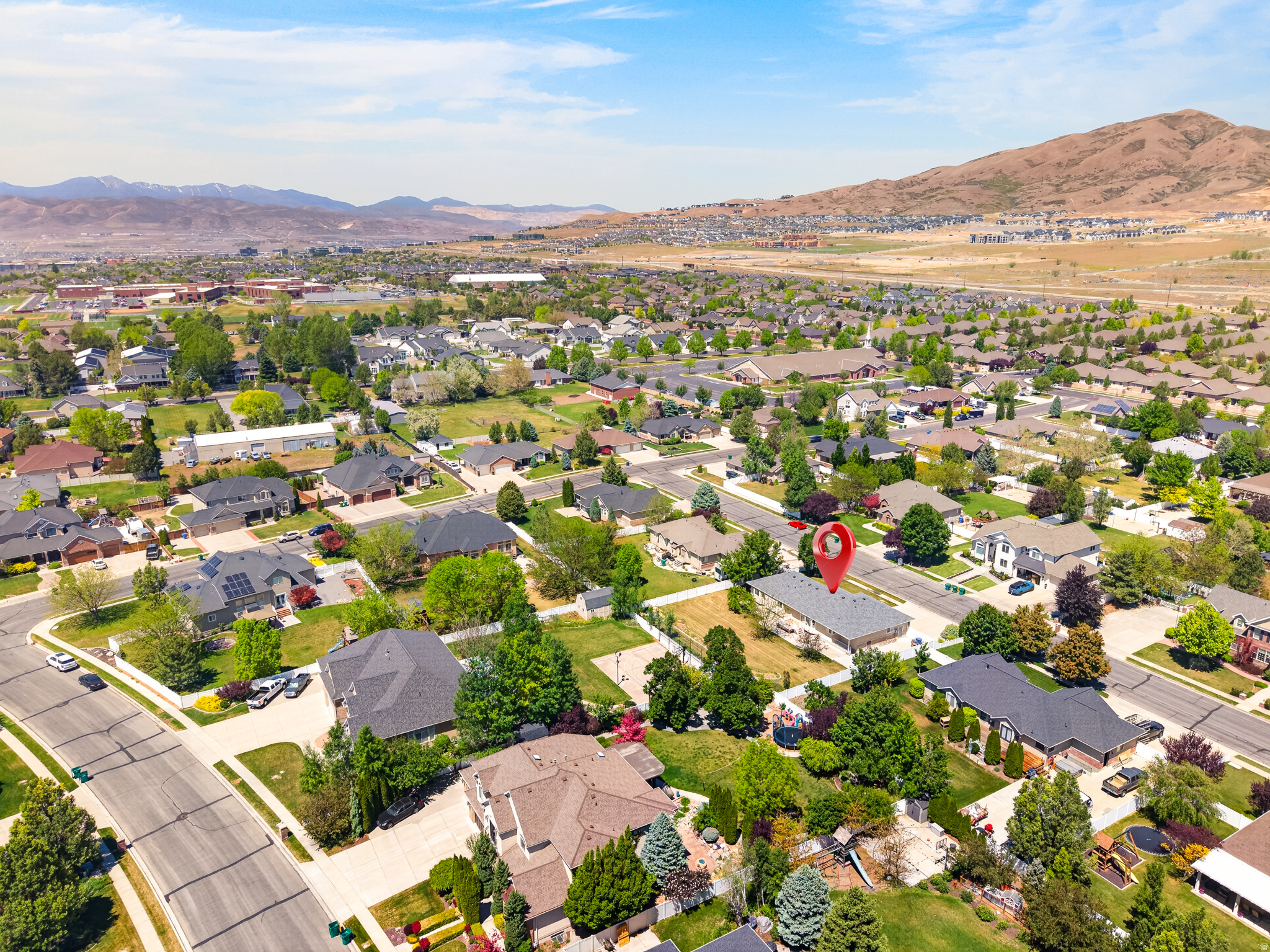 BROOKSFIELD ESTATES - Residential