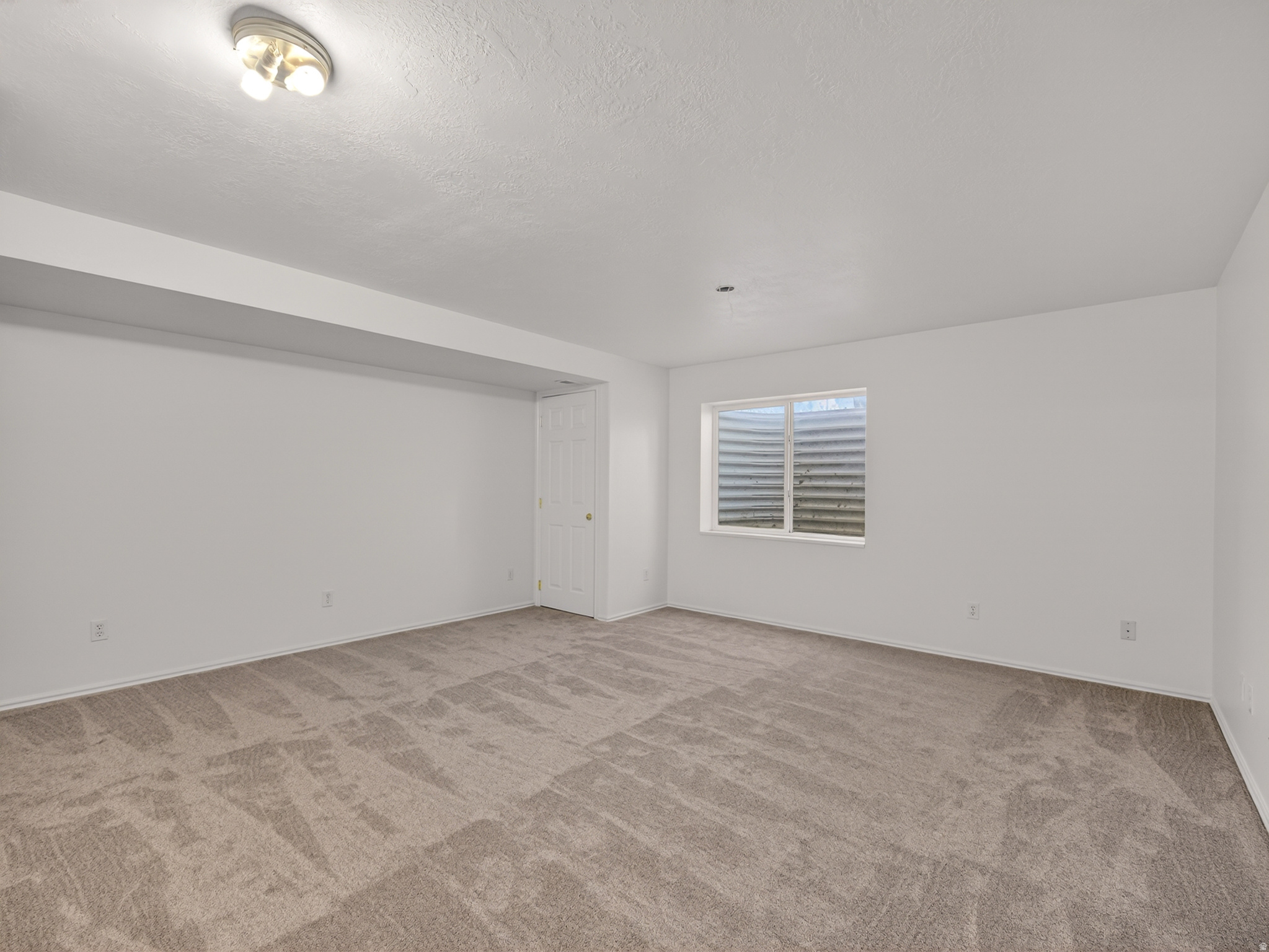BROOKSFIELD ESTATES - Residential