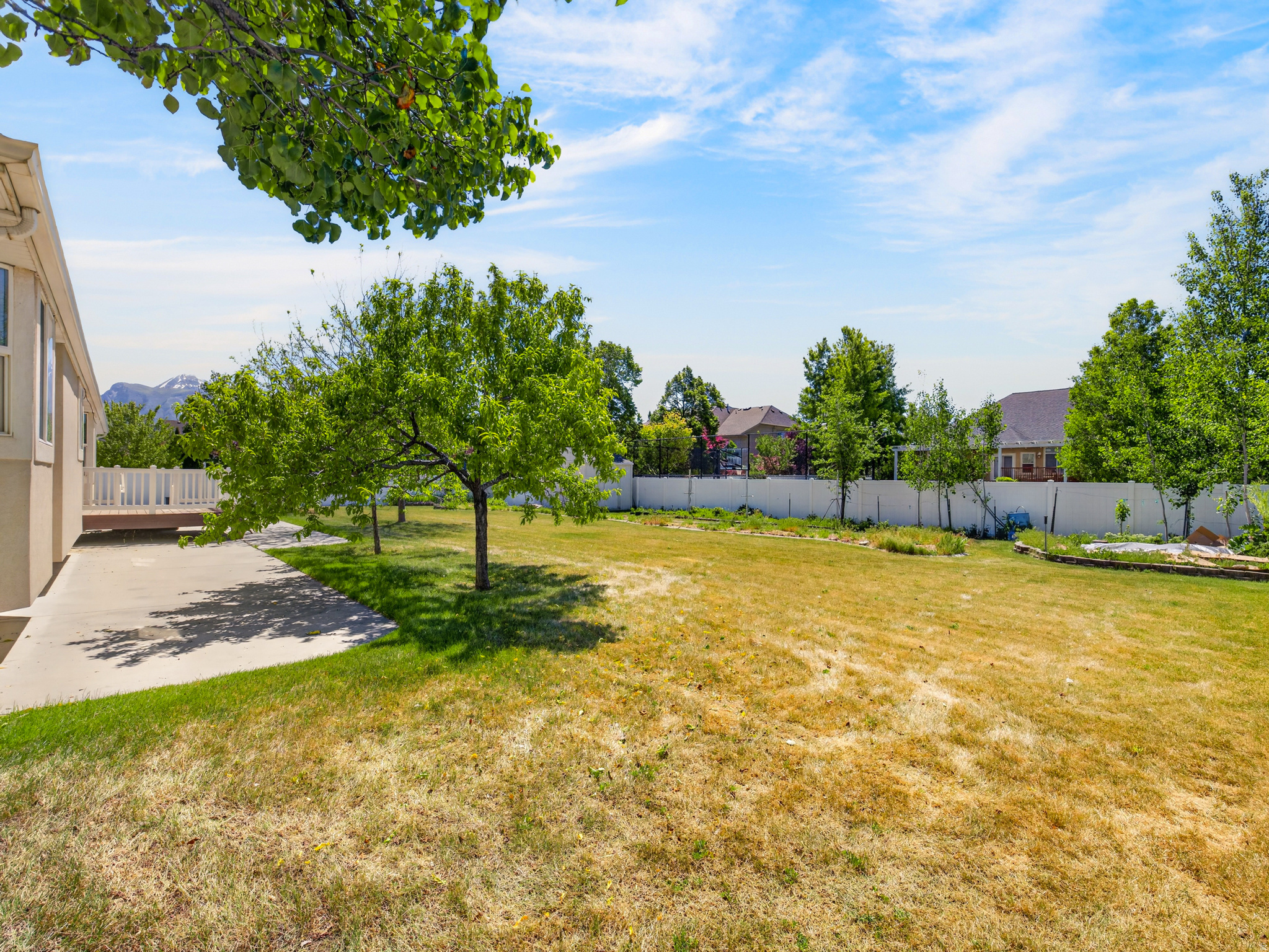 BROOKSFIELD ESTATES - Residential