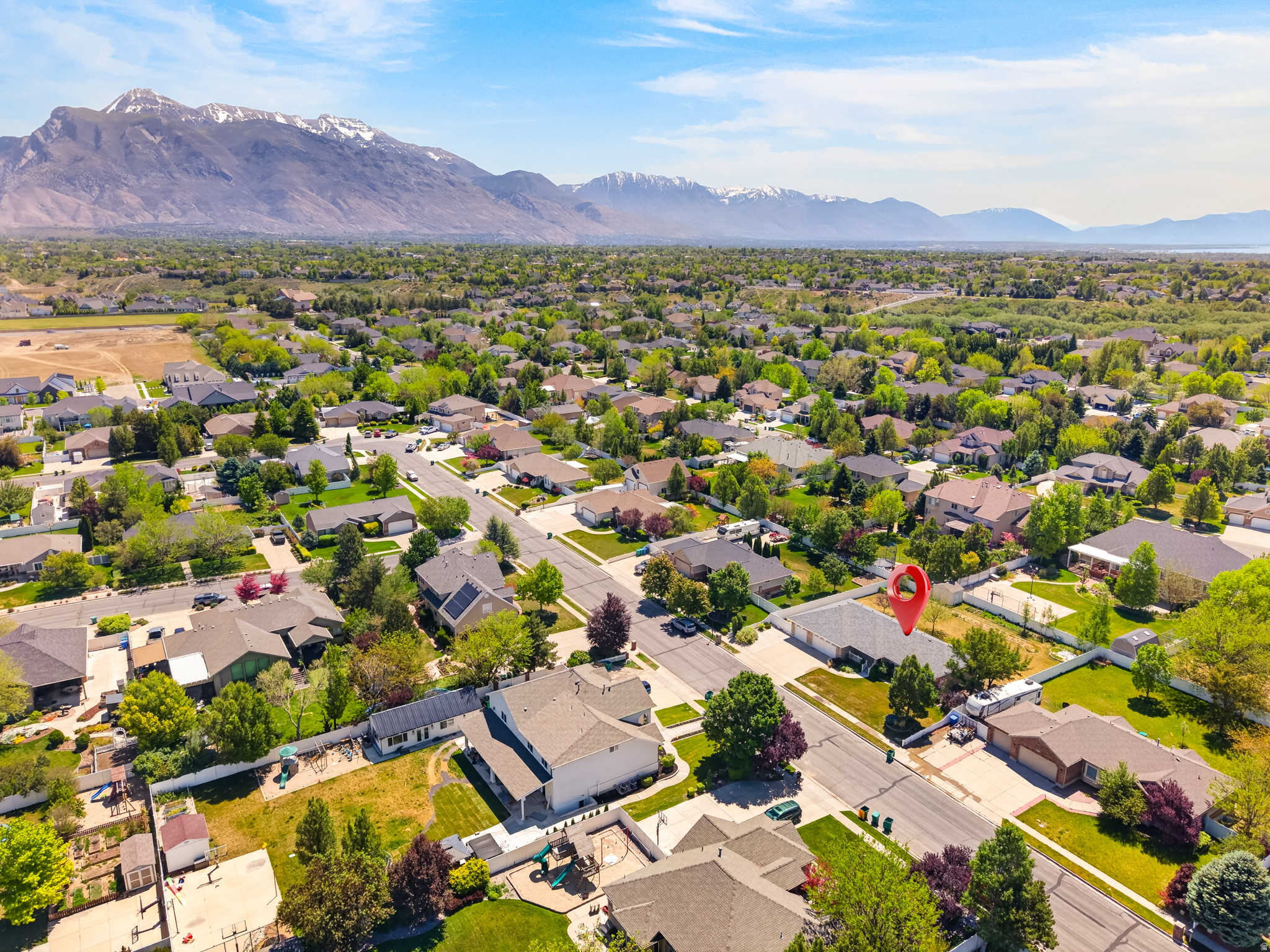 BROOKSFIELD ESTATES - Residential
