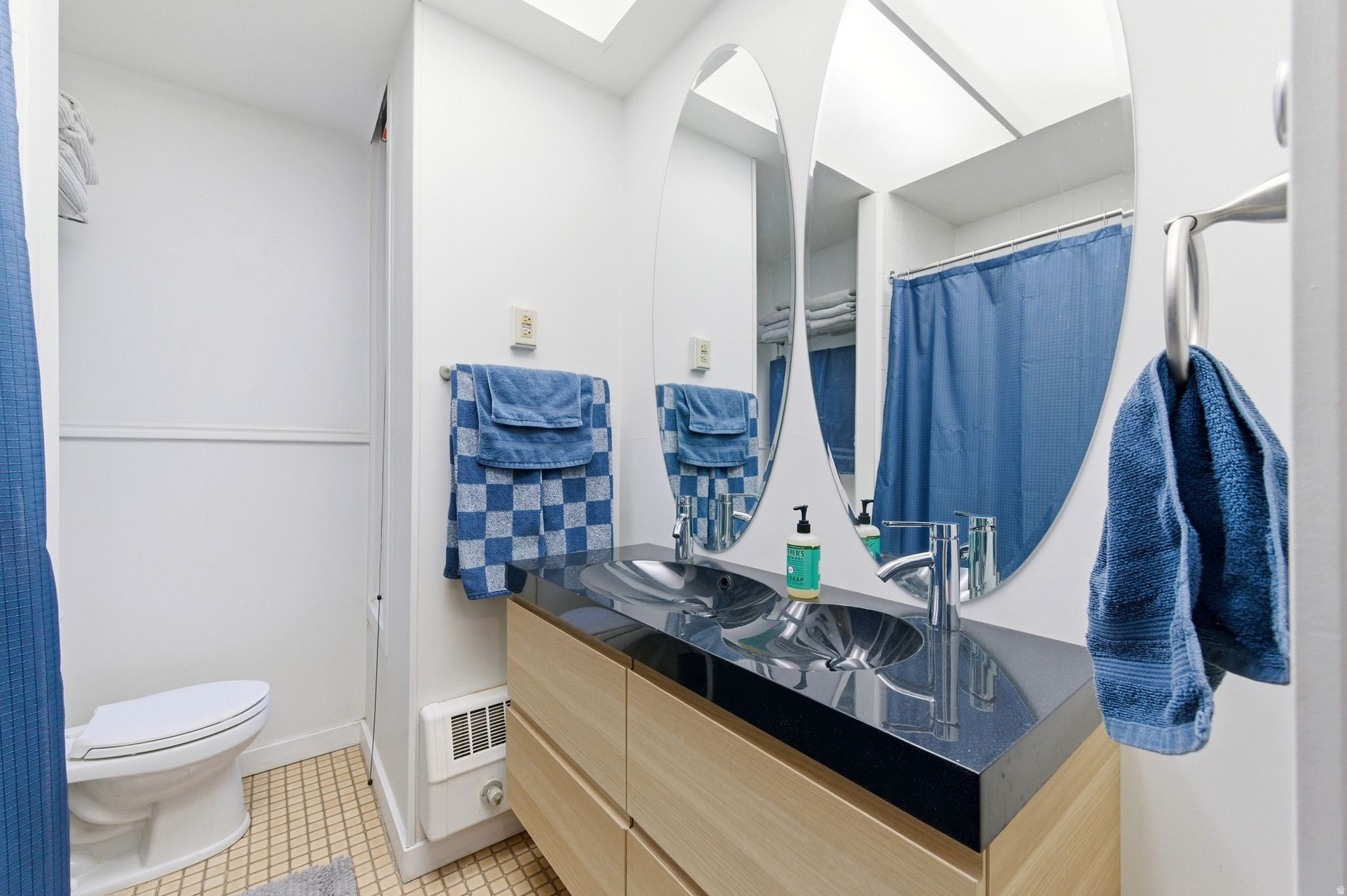 BELVEDERE CONDM - Residential