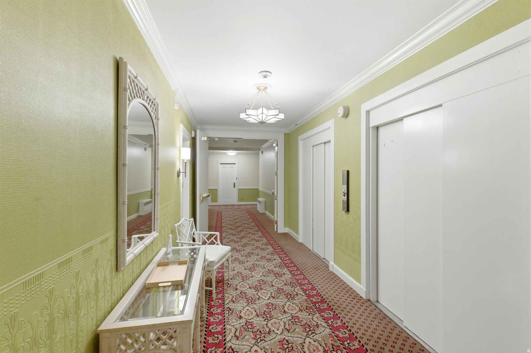 BELVEDERE CONDM - Residential