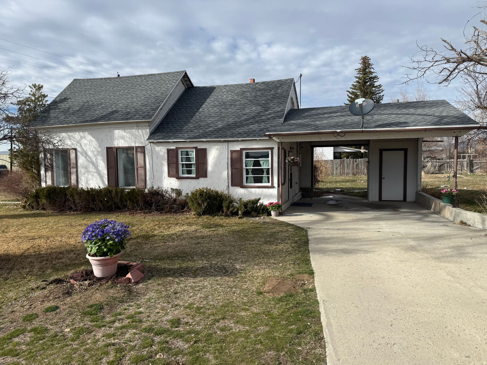 YOUNG PROPERTY - Residential