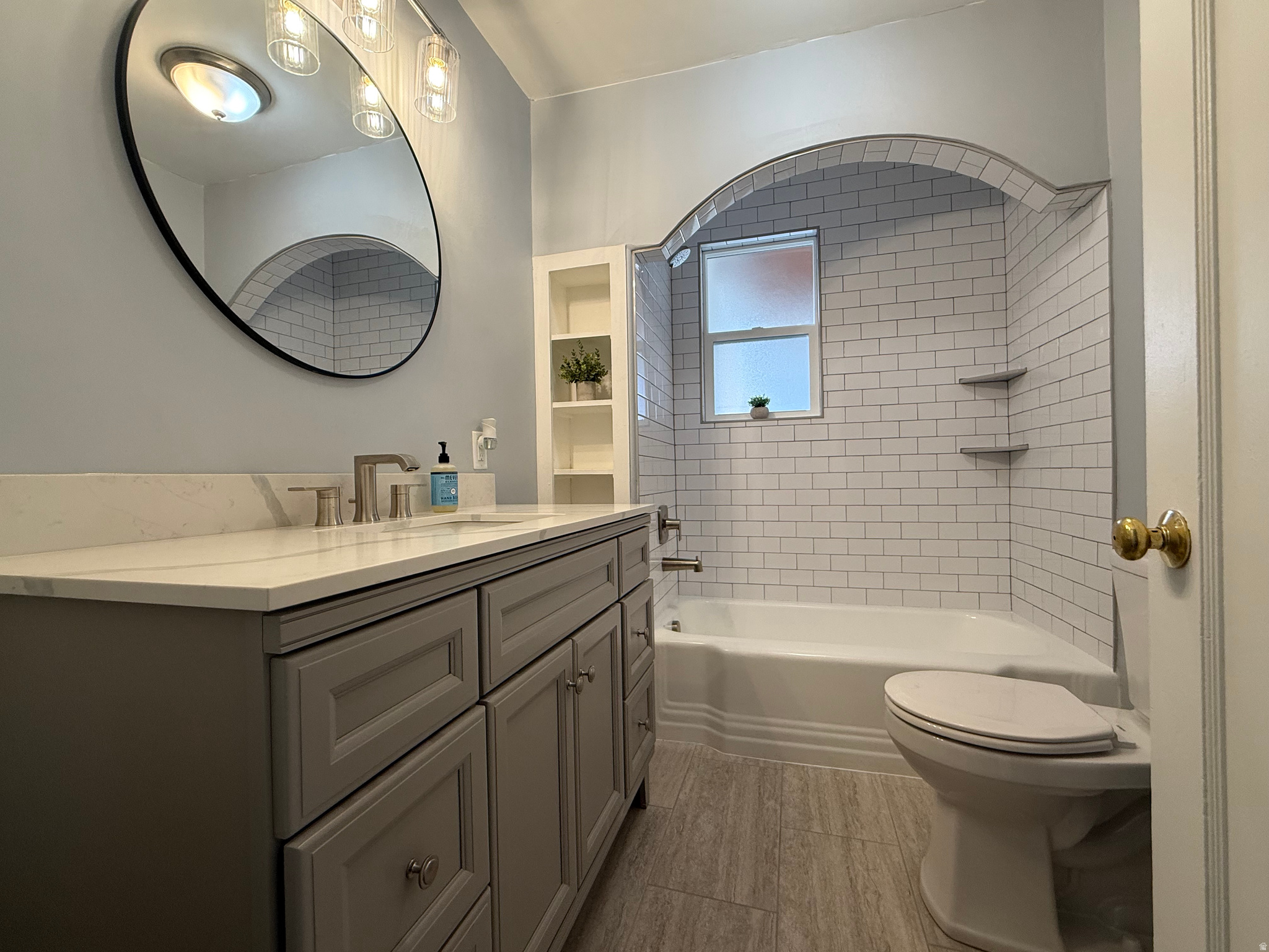 YOUNG PROPERTY - Residential