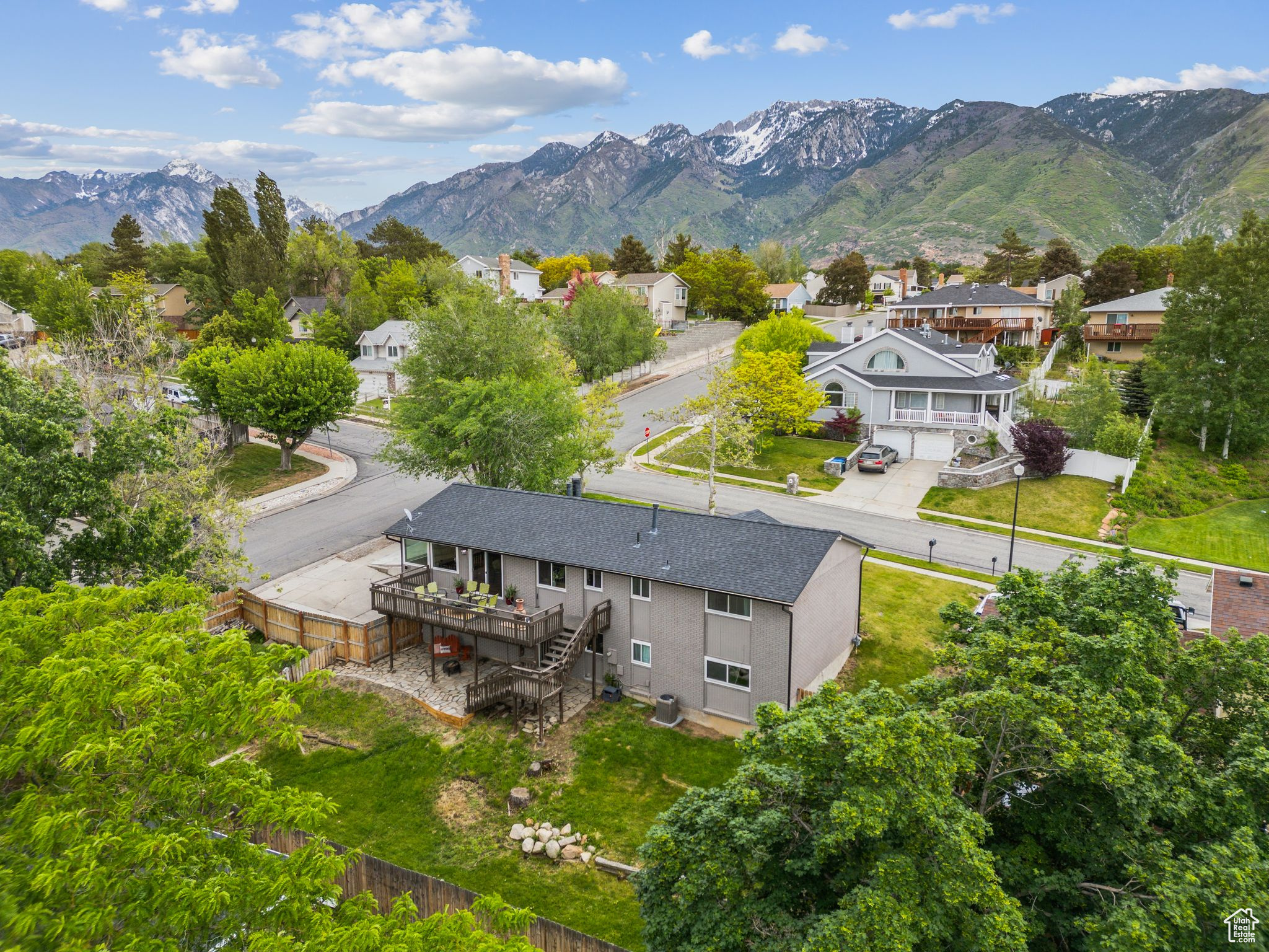 Sandy, Utah 84094, United States, 5 Bedrooms Bedrooms, ,3 BathroomsBathrooms,Residential,Pending,133357