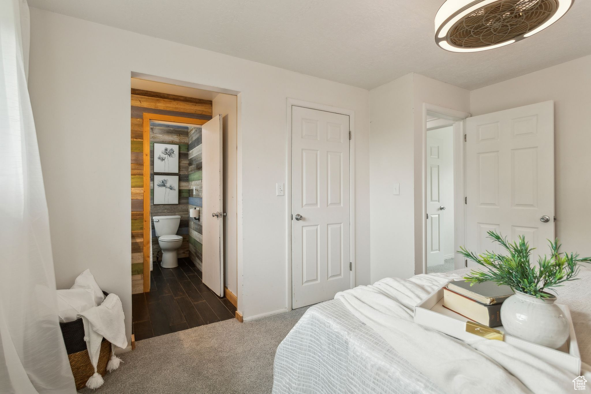 Sandy, Utah 84094, United States, 5 Bedrooms Bedrooms, ,3 BathroomsBathrooms,Residential,Pending,133357