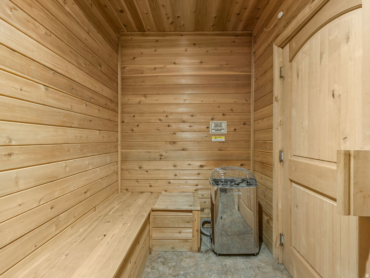 PARK AVENUE CONDOMINIUMS - Residential