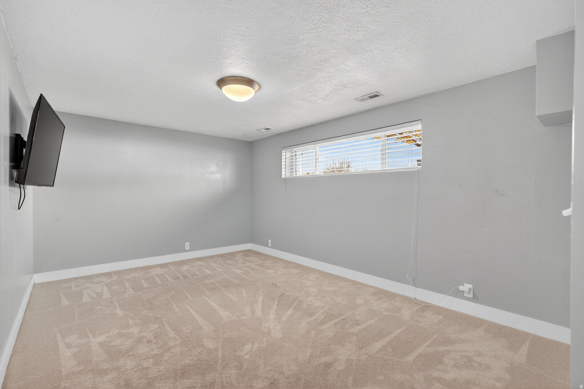 BRIDLE ACRES SUB - Residential