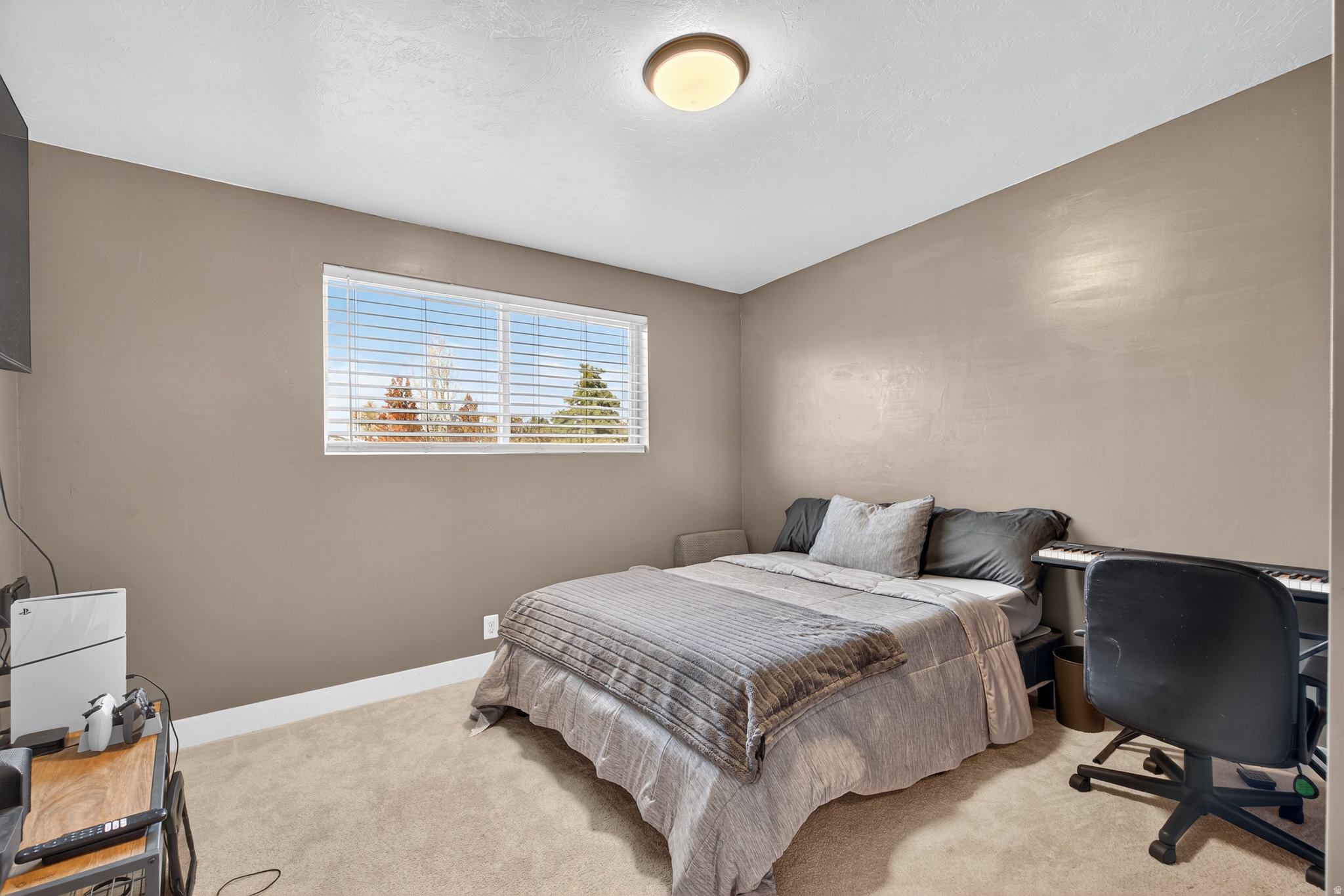 BRIDLE ACRES SUB - Residential