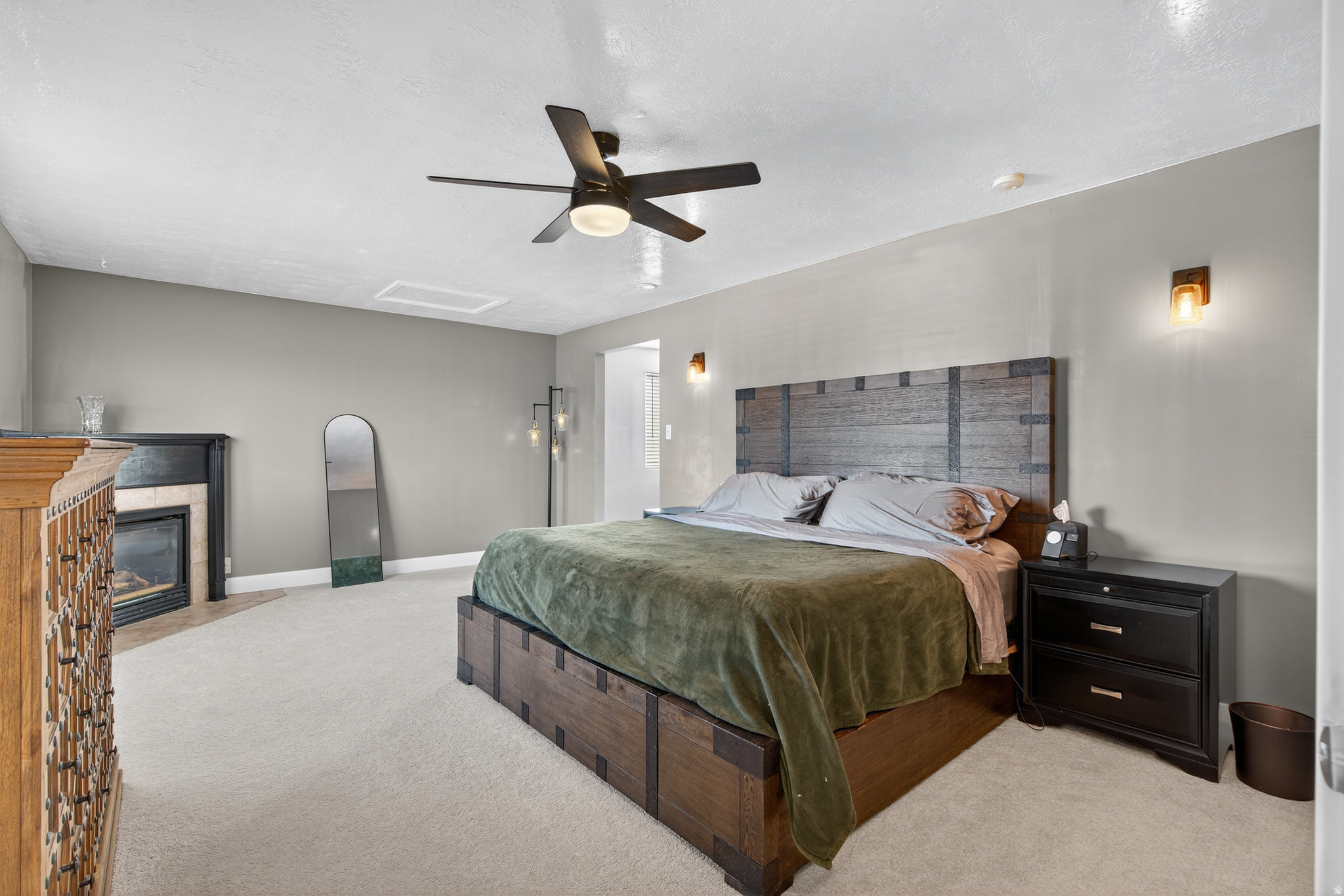 BRIDLE ACRES SUB - Residential