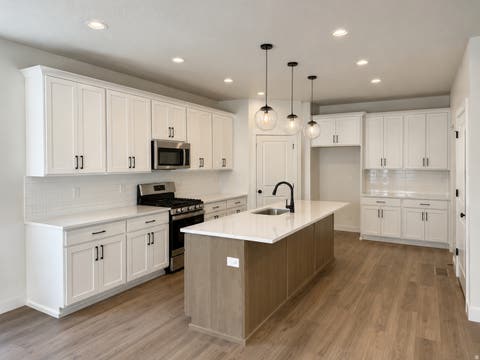 Tiny photo for 11109 S HAZEL GREEN DR #424, South Jordan, UT 84009 (MLS # 2177146)
