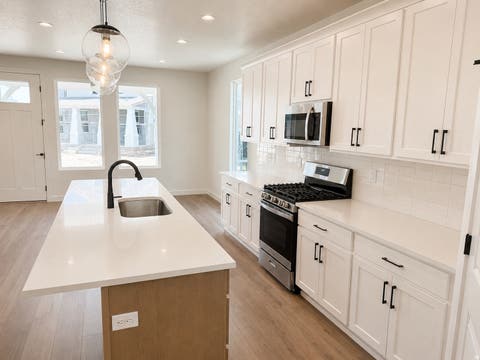 Tiny photo for 11109 S HAZEL GREEN DR #424, South Jordan, UT 84009 (MLS # 2177146)