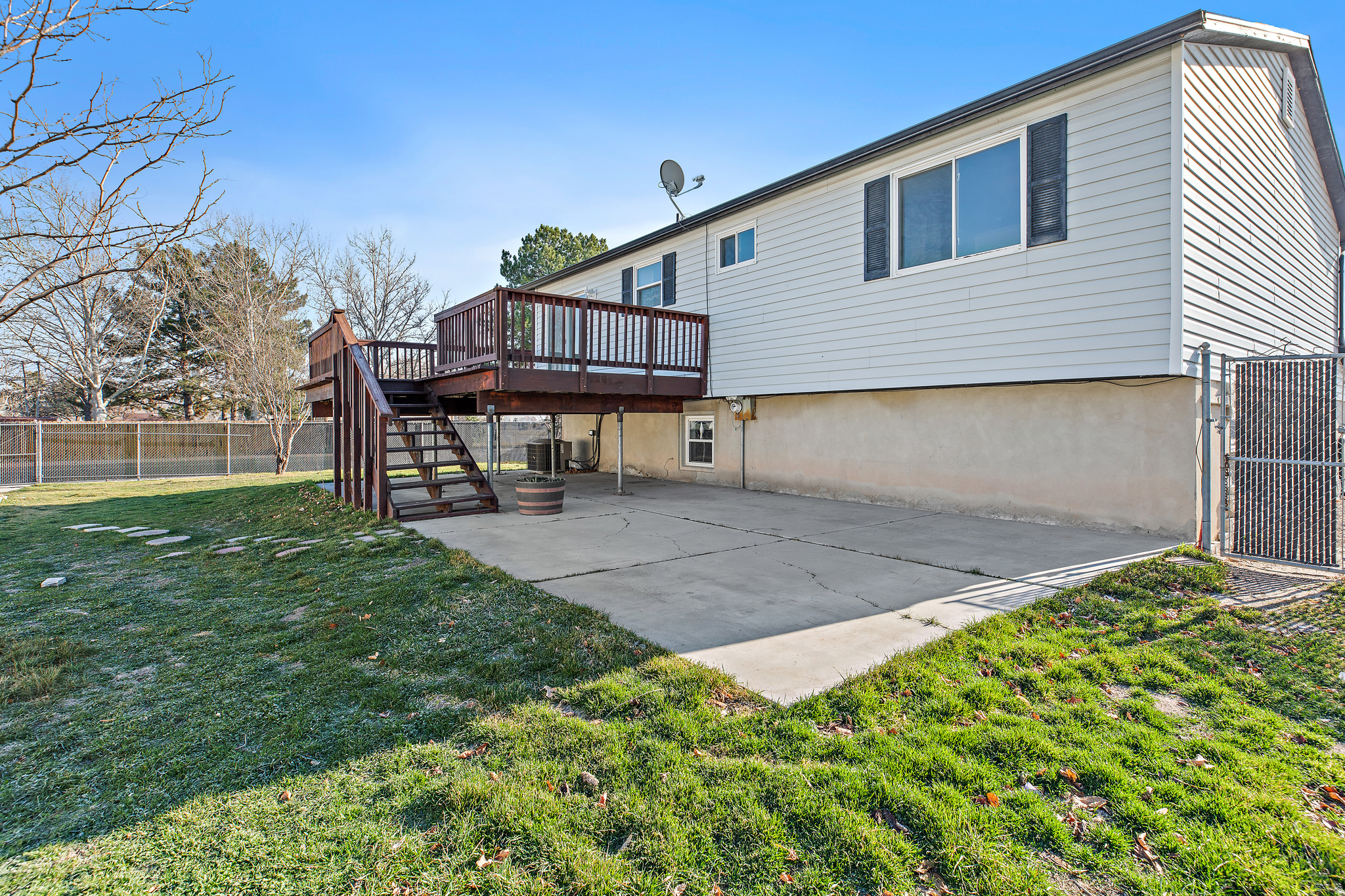 PARK MEADOW ESTATES - Residential