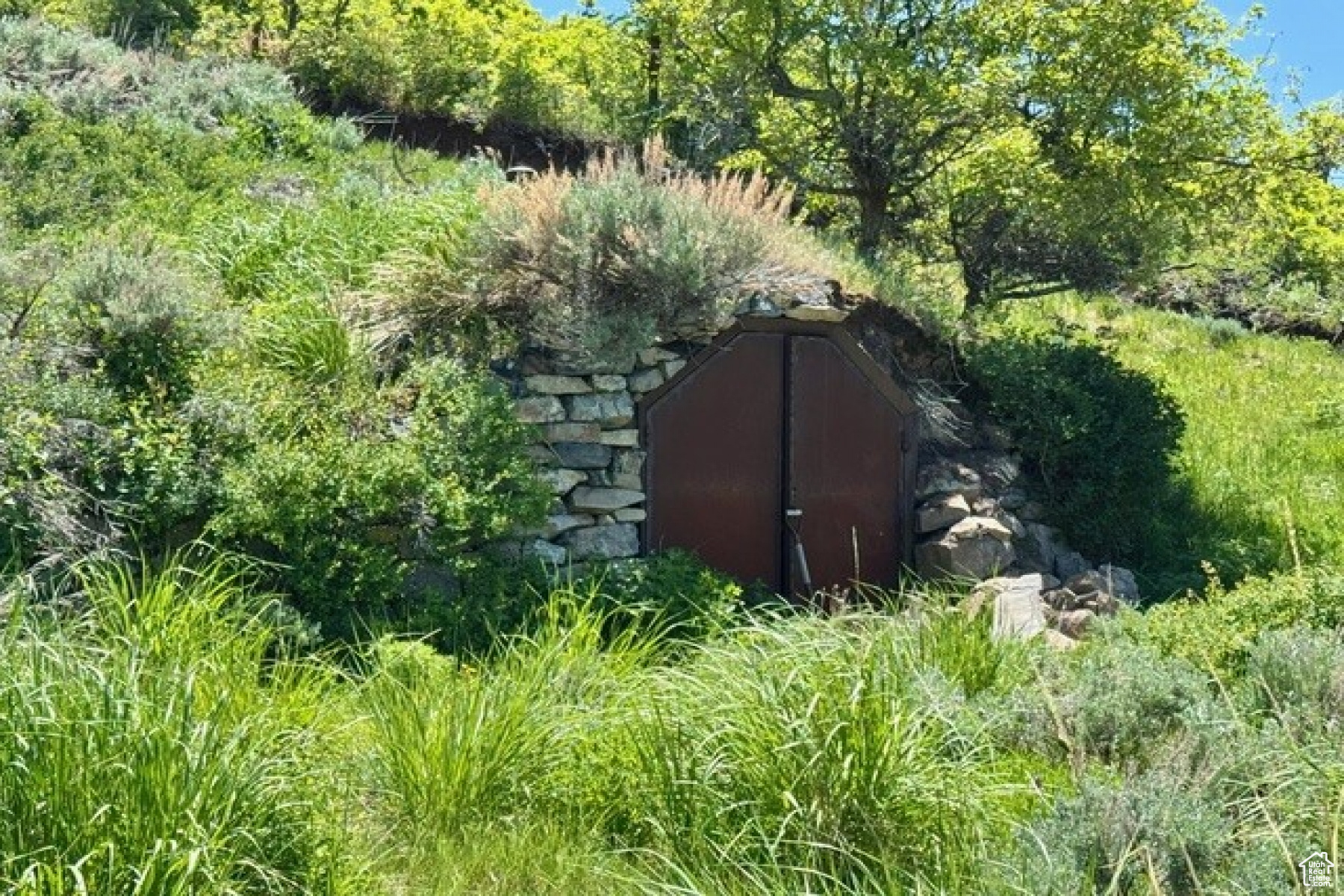 ECHO CREEK RANCHES - Land