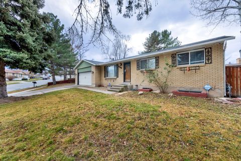 Tiny photo for 5346 S QUEENSWOOD DR, Taylorsville, UT 84129 (MLS # 2125976)