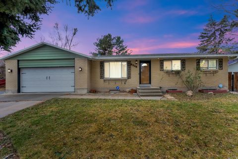 Tiny photo for 5346 S QUEENSWOOD DR, Taylorsville, UT 84129 (MLS # 2125976)