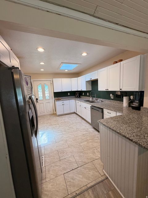 Tiny photo for 2141 E 7400 S, South Weber, UT 84405 (MLS # 2164391)