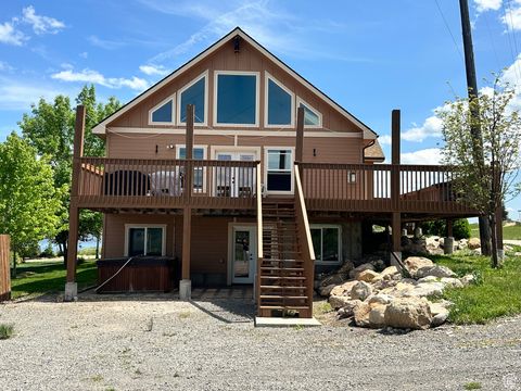 Homes For Sale - 12 Crook St<br/> Fish Haven, ID 83287