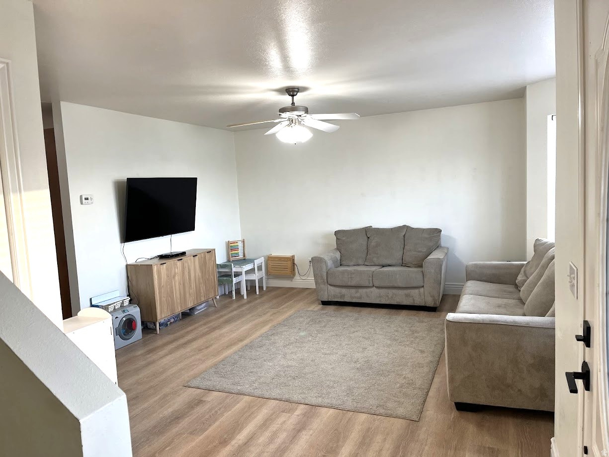 CASTLE VIEW MANOR - Residential