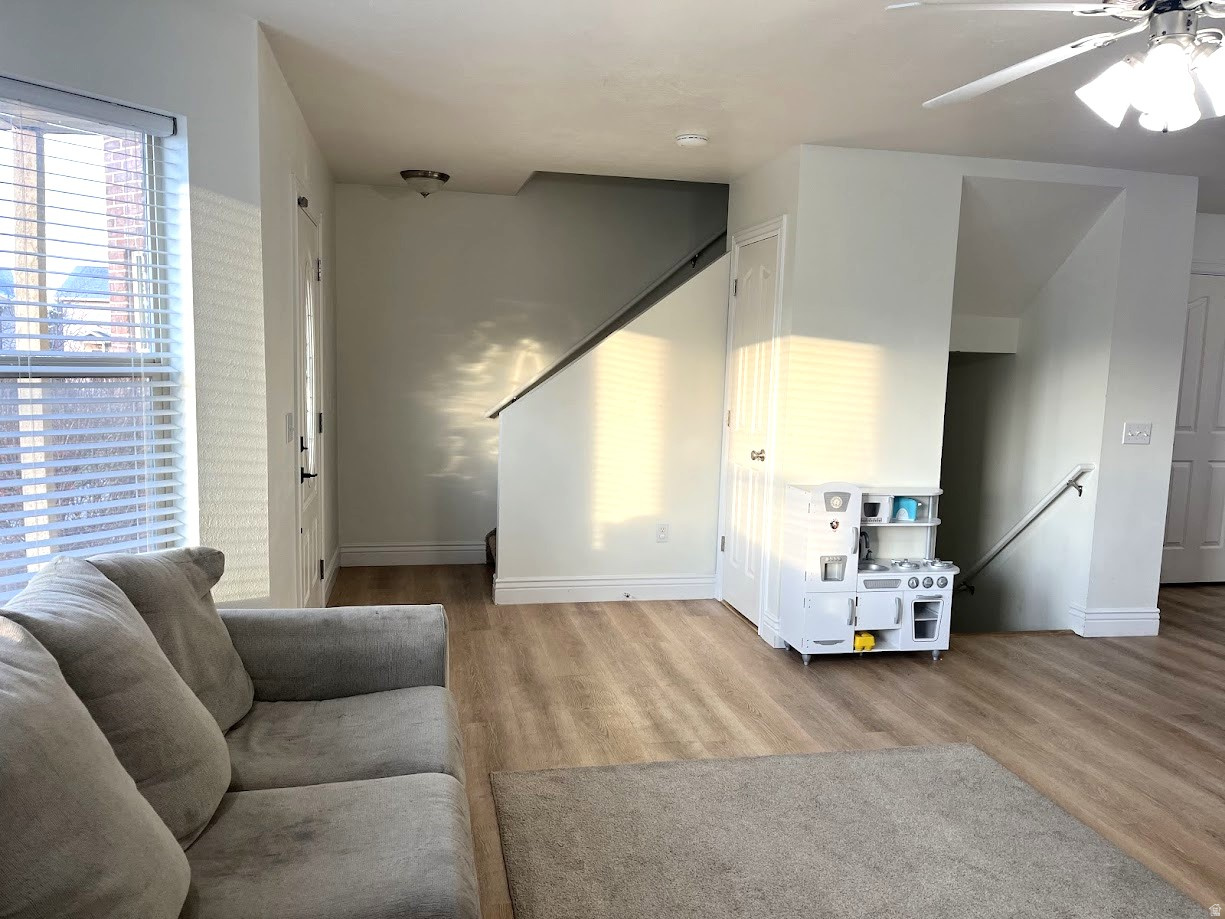 CASTLE VIEW MANOR - Residential