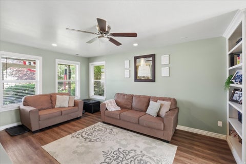Tiny photo for 542 S LAKESIDE DR, Franklin, ID 83237 (MLS # 2168452)