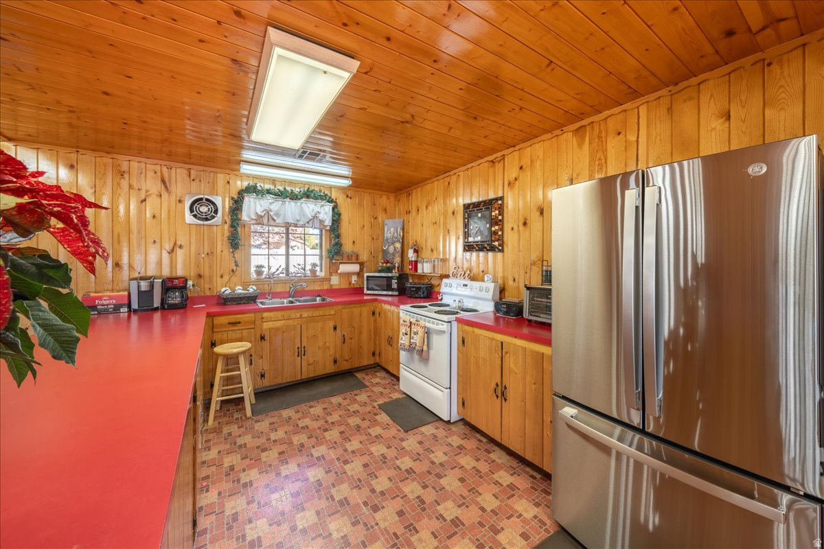 CHEROKEE SPRINGS RV PARK - Land