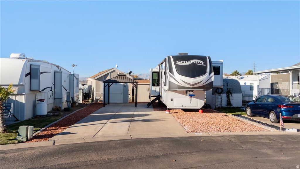 Photo of 448 E TELEGRAPH ST #52, Washington, UT 84780 (MLS # 2127583)