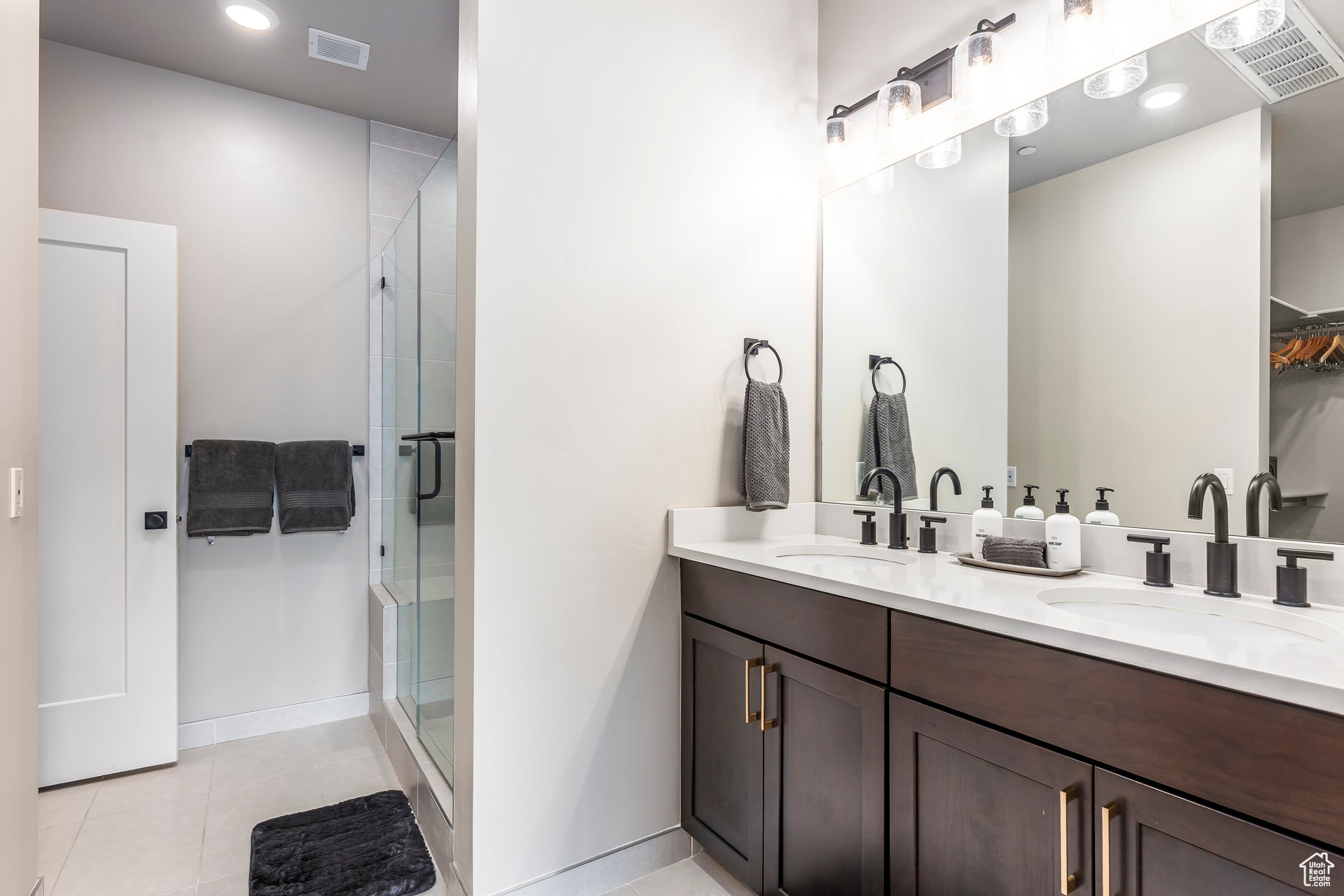 JOVID MARK SUBDIVISI - Residential