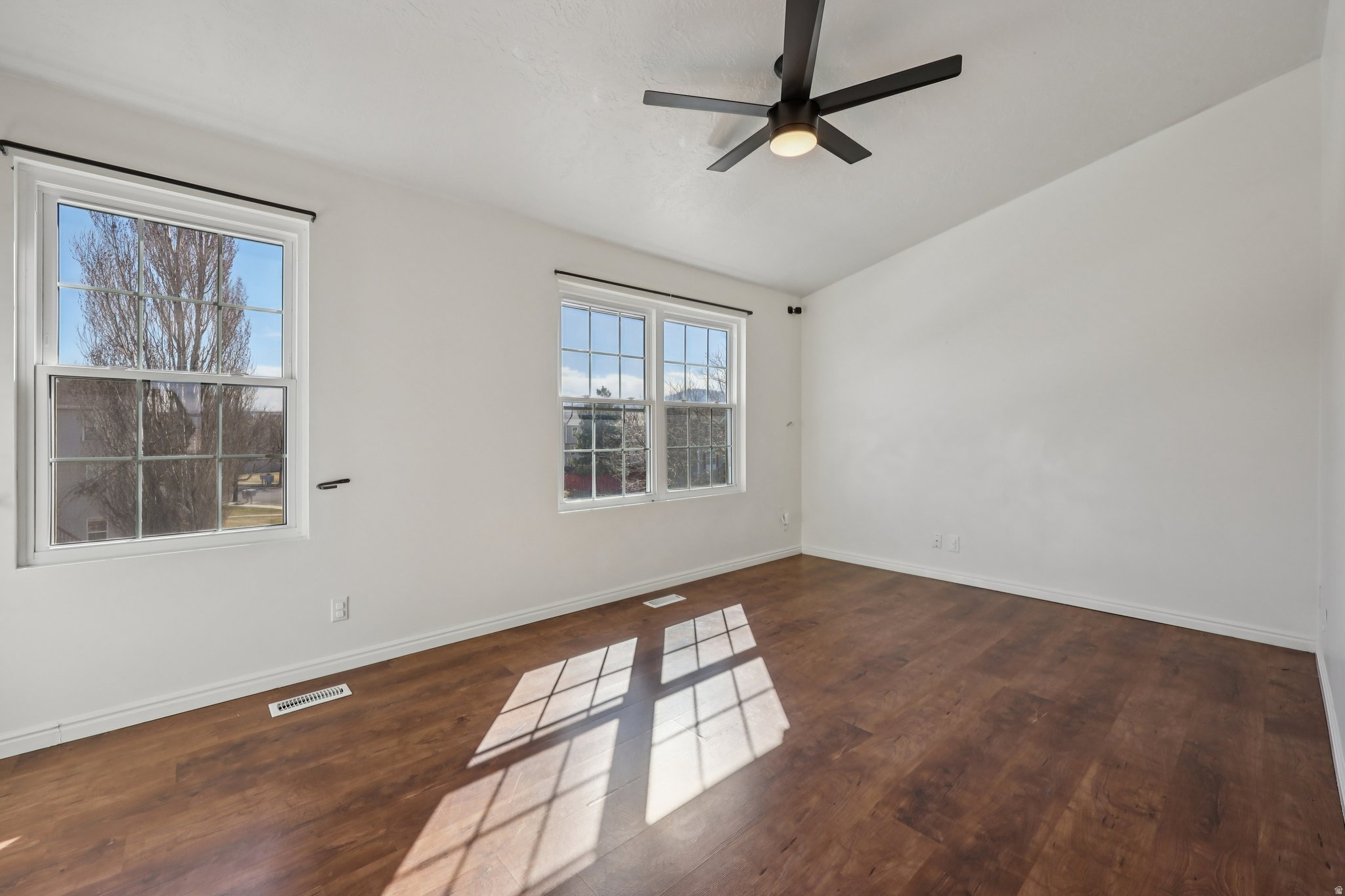 BALMORAL - Residential