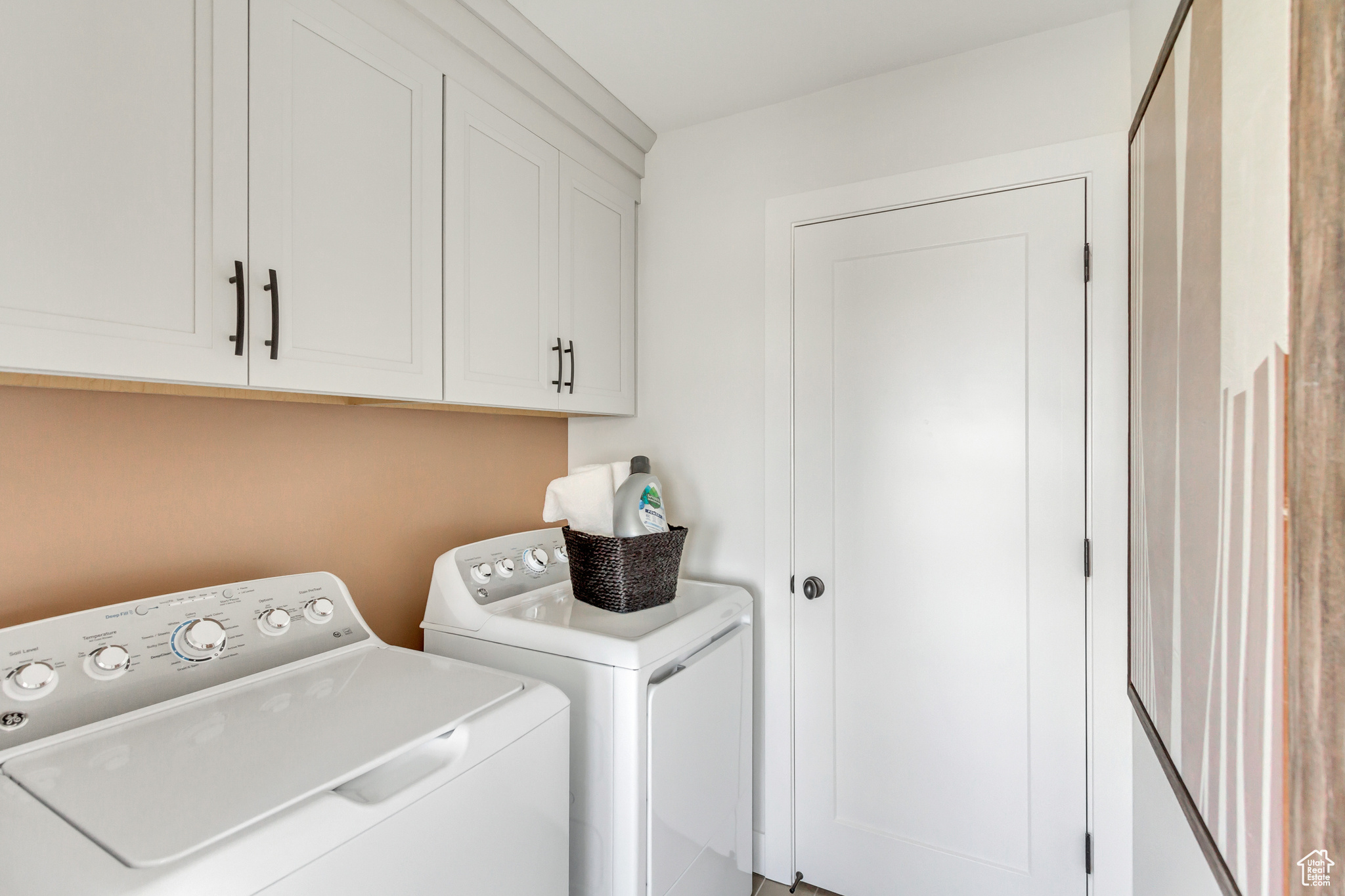 MEADOWBROOK - Residential