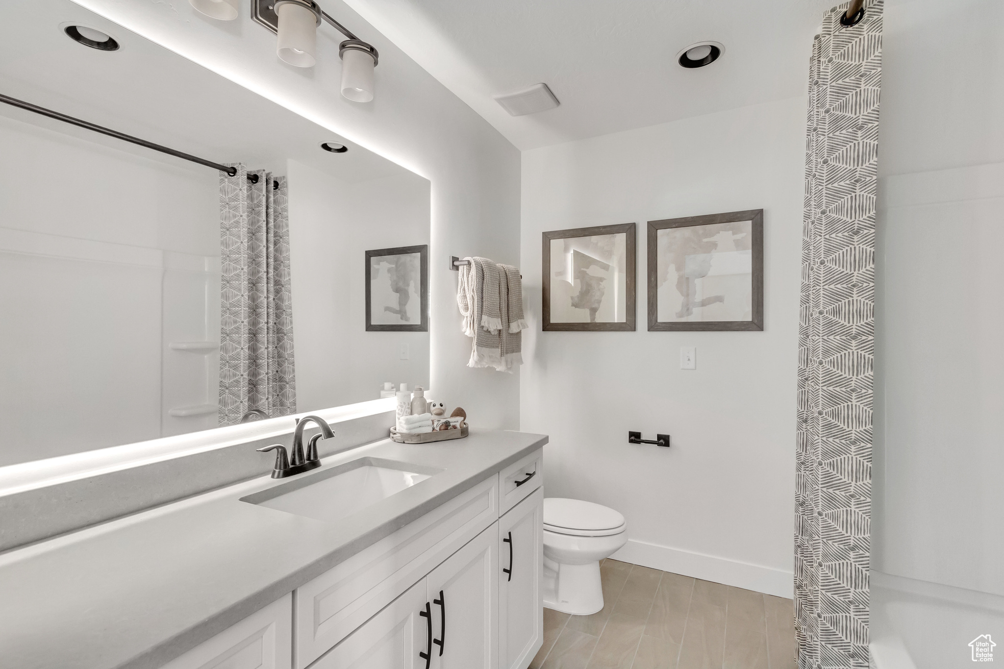 MEADOWBROOK - Residential