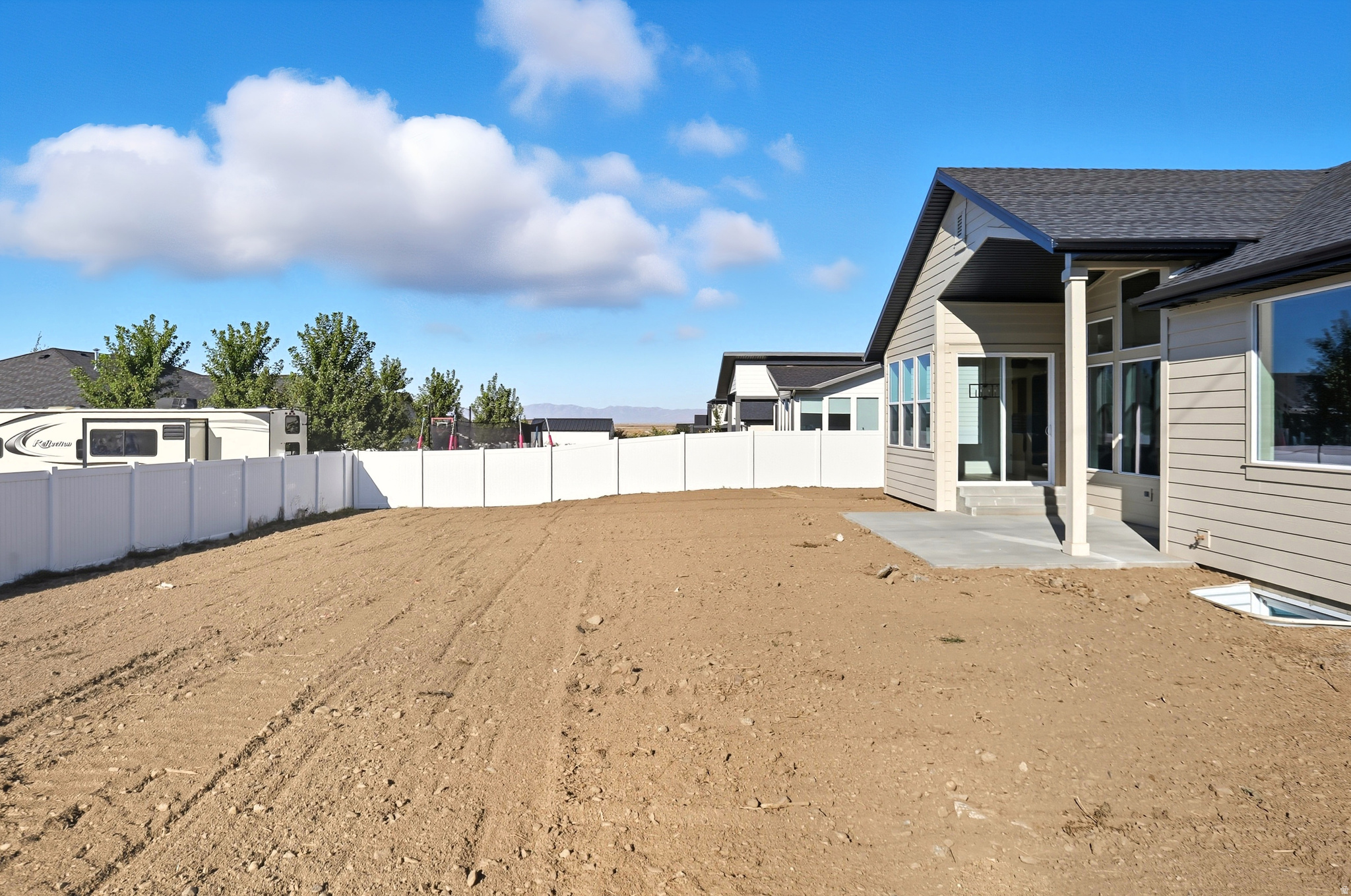 PERRY LANDING - Residential