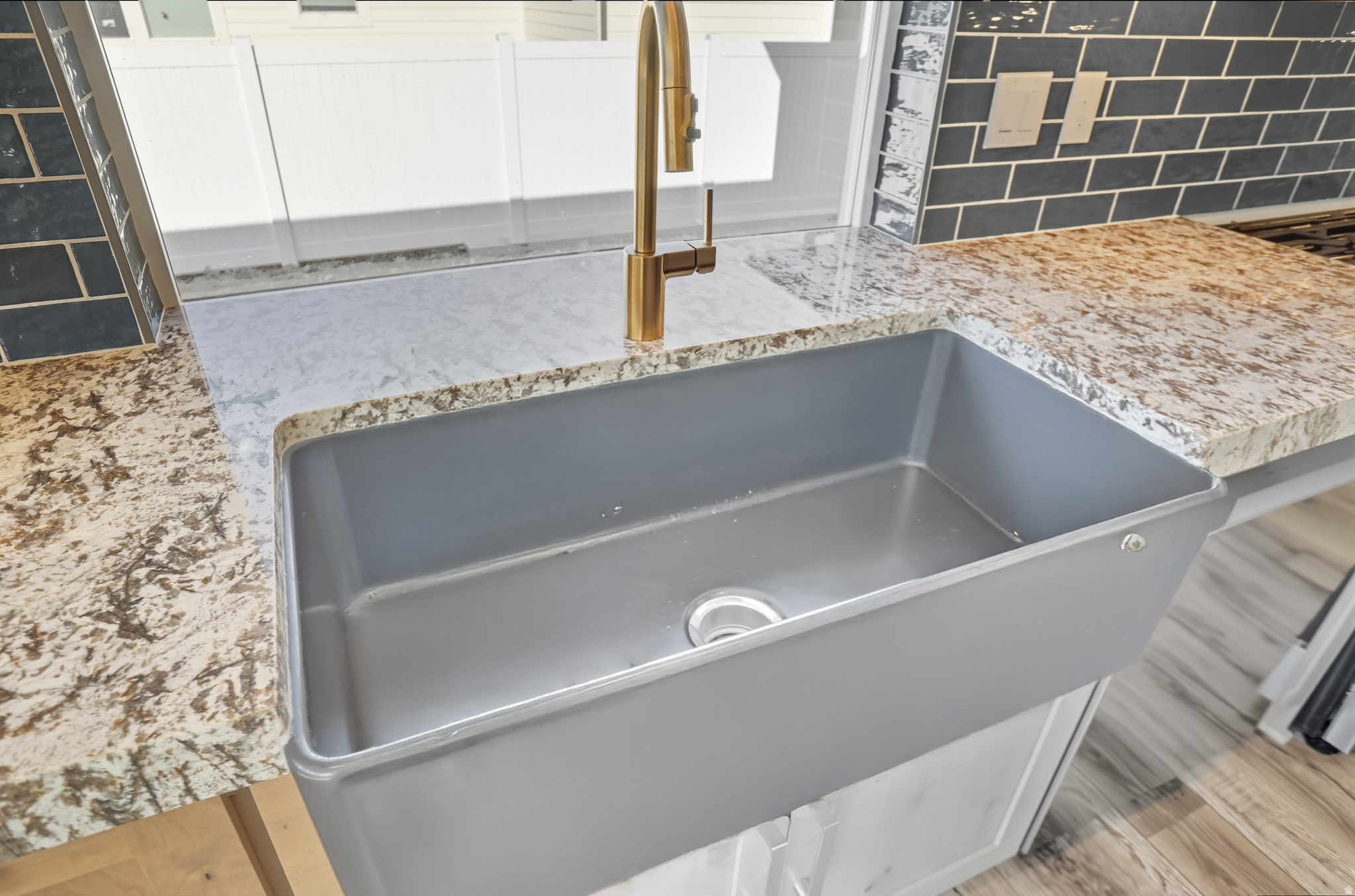 PERRY LANDING - Residential