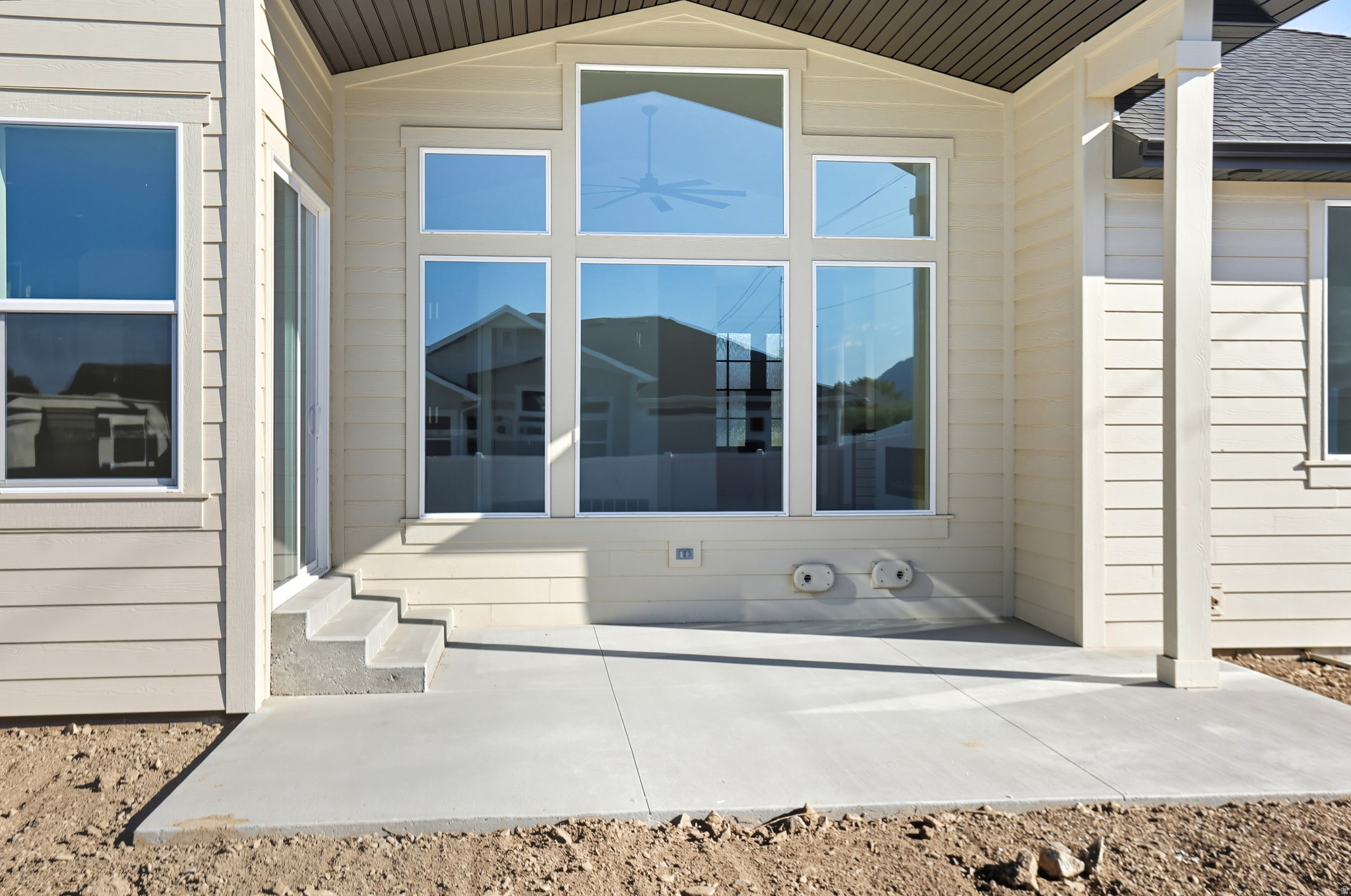 PERRY LANDING - Residential