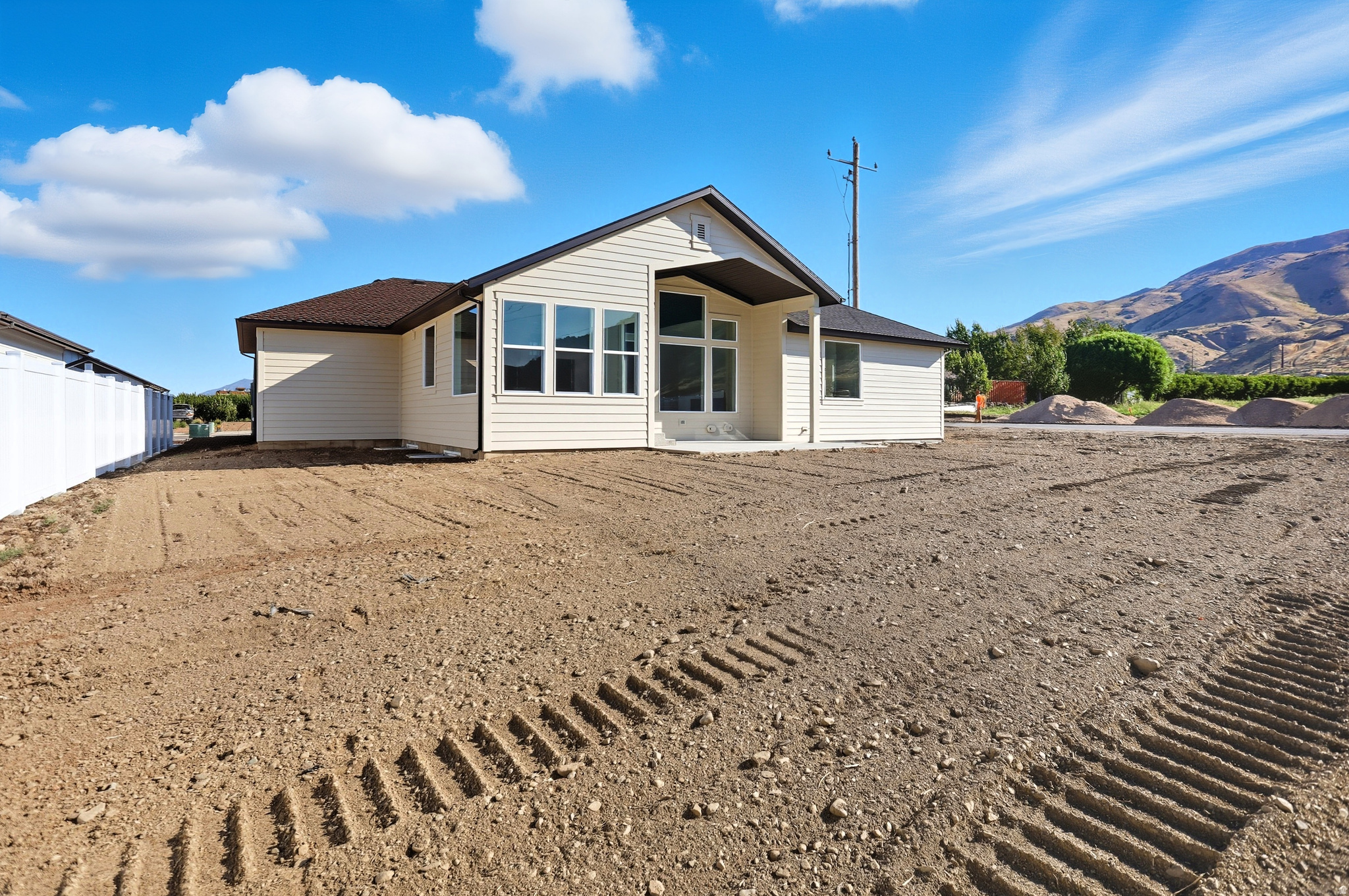 PERRY LANDING - Residential