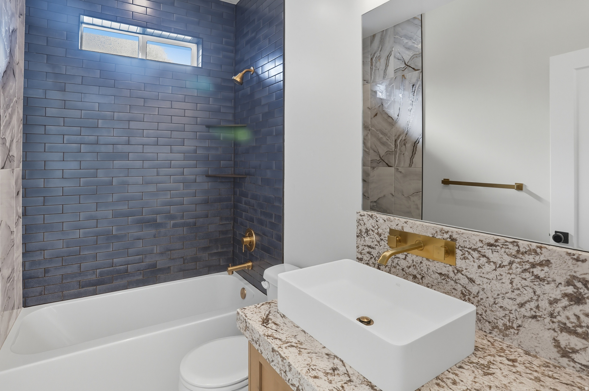 PERRY LANDING - Residential