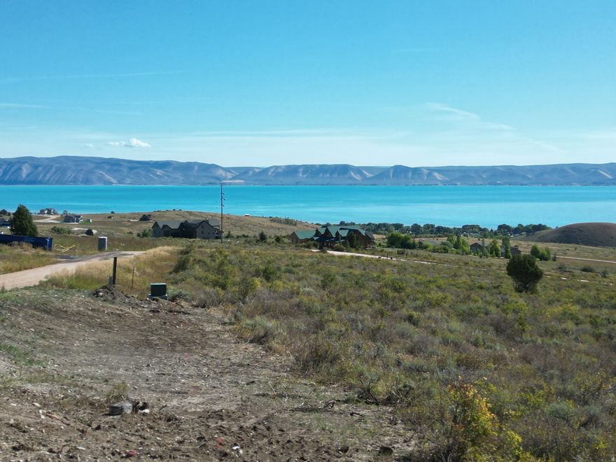 Bear Lake is the place to be.  Build your dream cabin on this lot and you'll be close to the lake, Beaver Mountain ski resort,  Garden City and all the fun Bear Lake offers.  National forest is close, so ATV trails, snow mobile trails are just minutes away.    Seller is motivated.