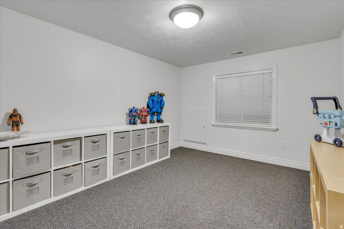 JONES MEADOW - Residential