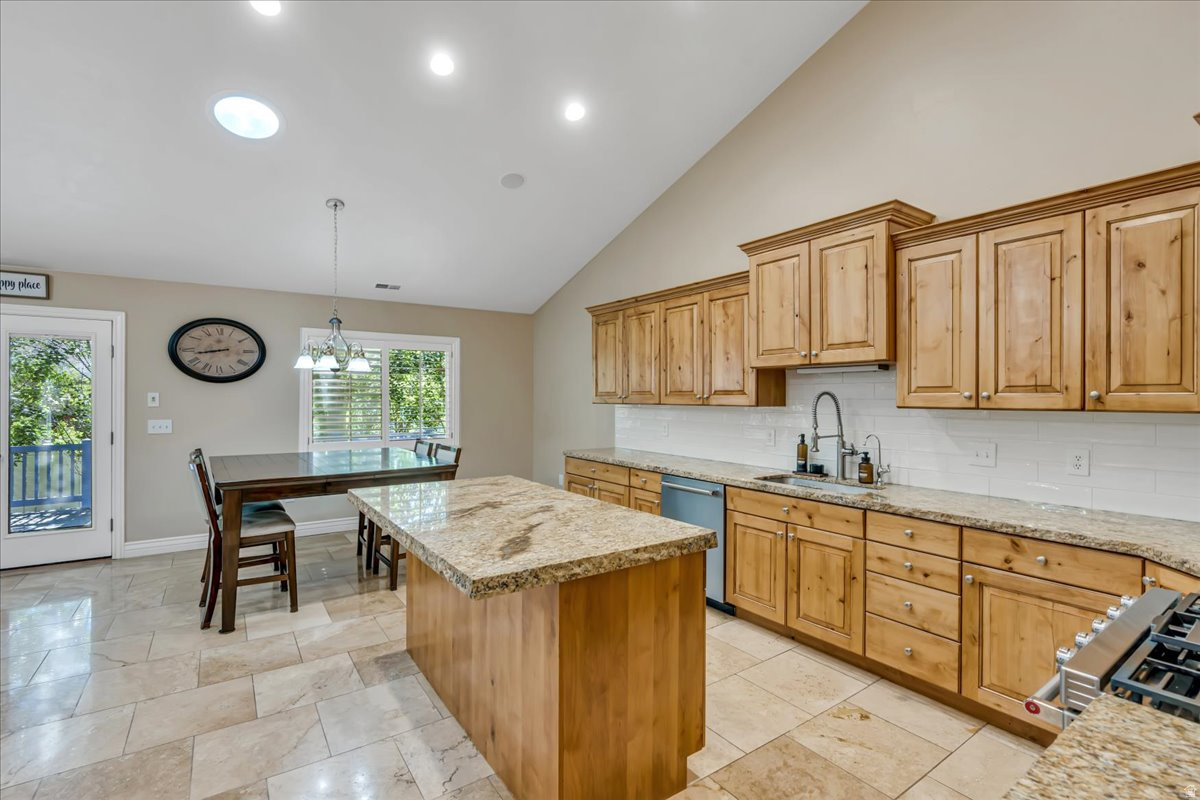 JONES MEADOW - Residential