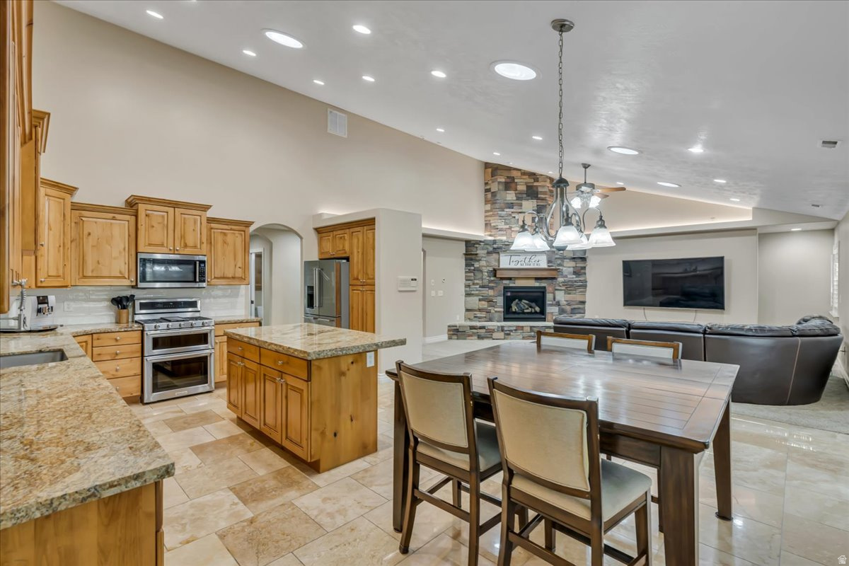 JONES MEADOW - Residential