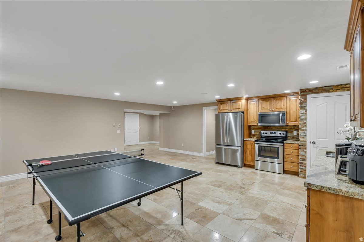 JONES MEADOW - Residential