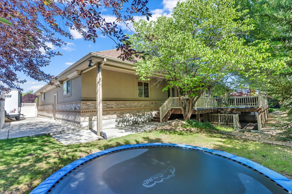 JONES MEADOW - Residential