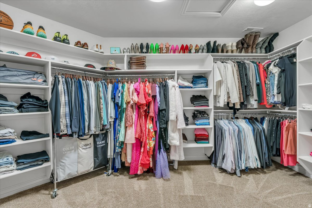 JONES MEADOW - Residential