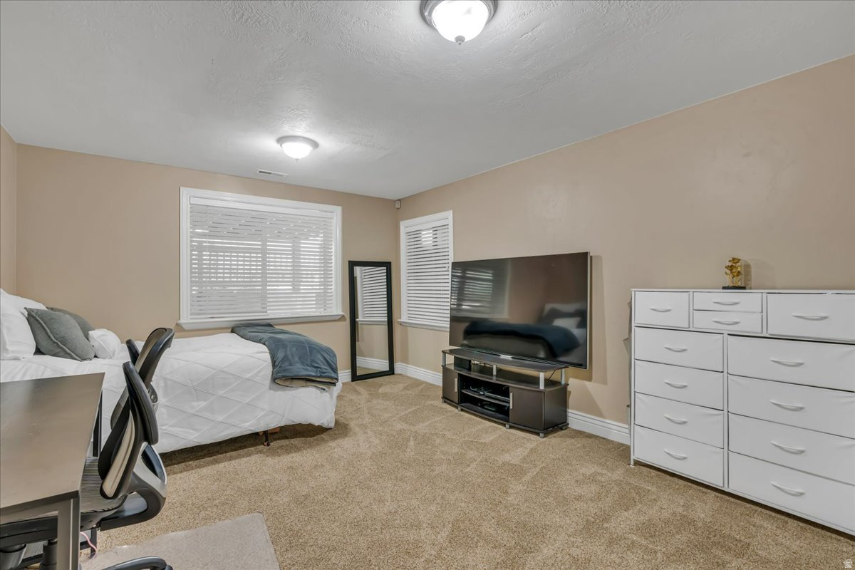 JONES MEADOW - Residential