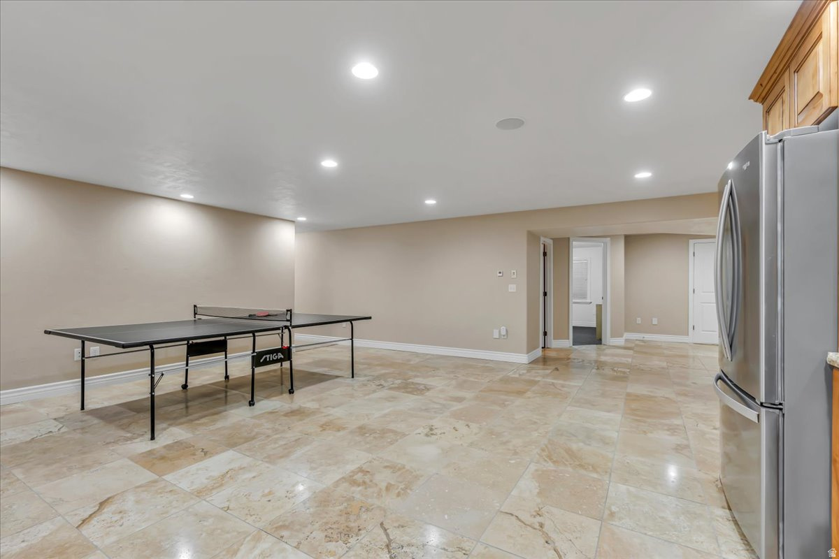 JONES MEADOW - Residential