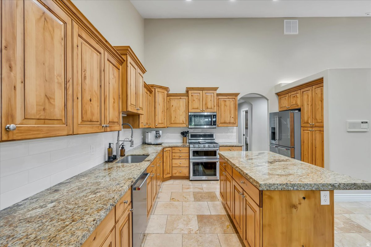 JONES MEADOW - Residential