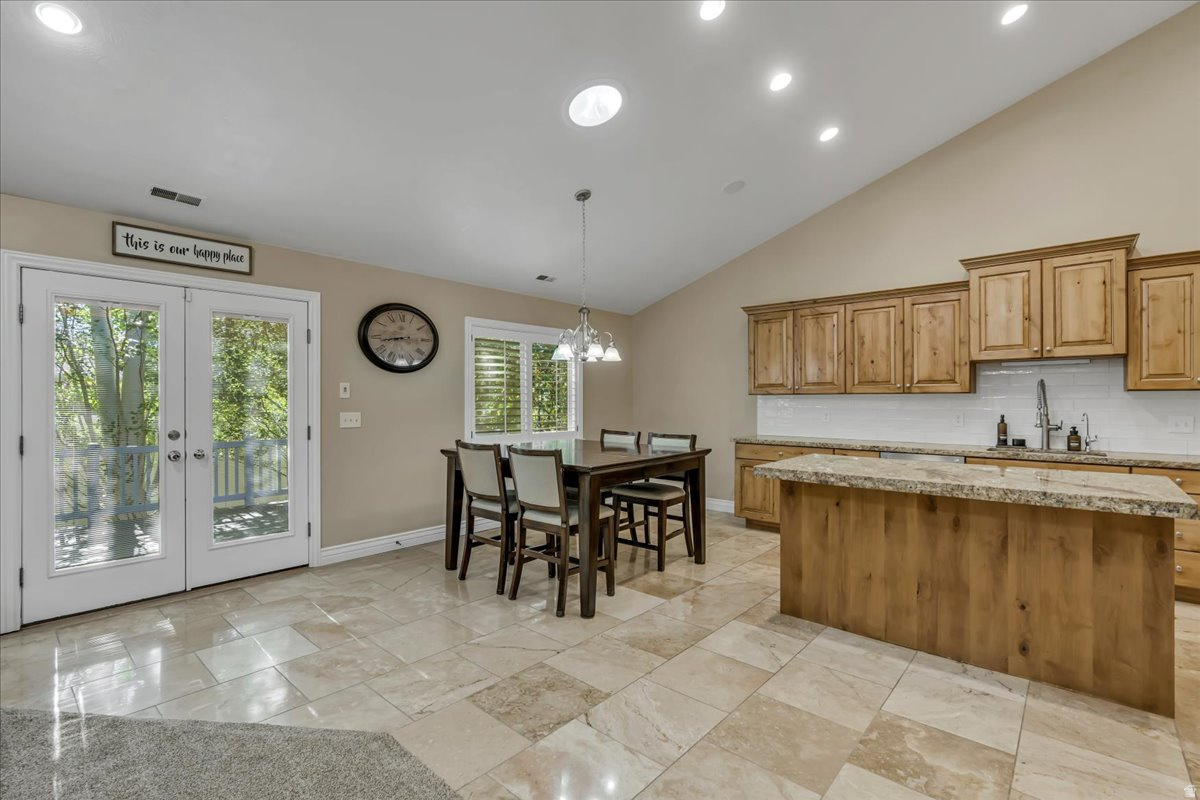 JONES MEADOW - Residential